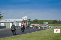 Evening Low_Mid Group Silver_Grey Bikes